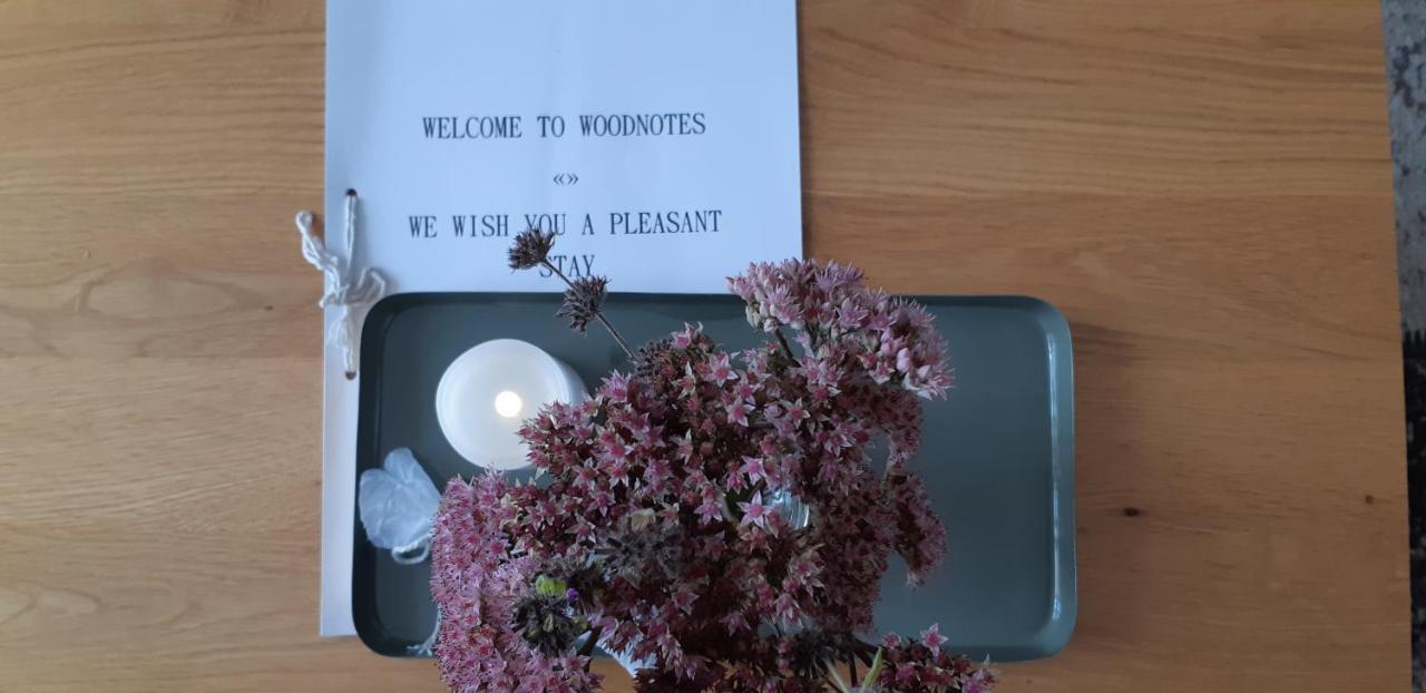 Apartments Woodnotes Licko Petrovo Selo Екстер'єр фото